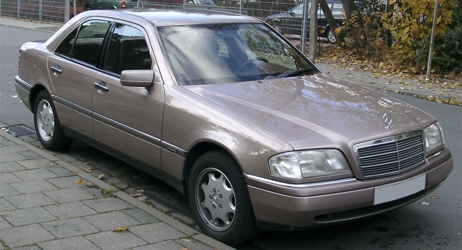 Mercedes Benz Clase C Serie W202 (1990-2001)